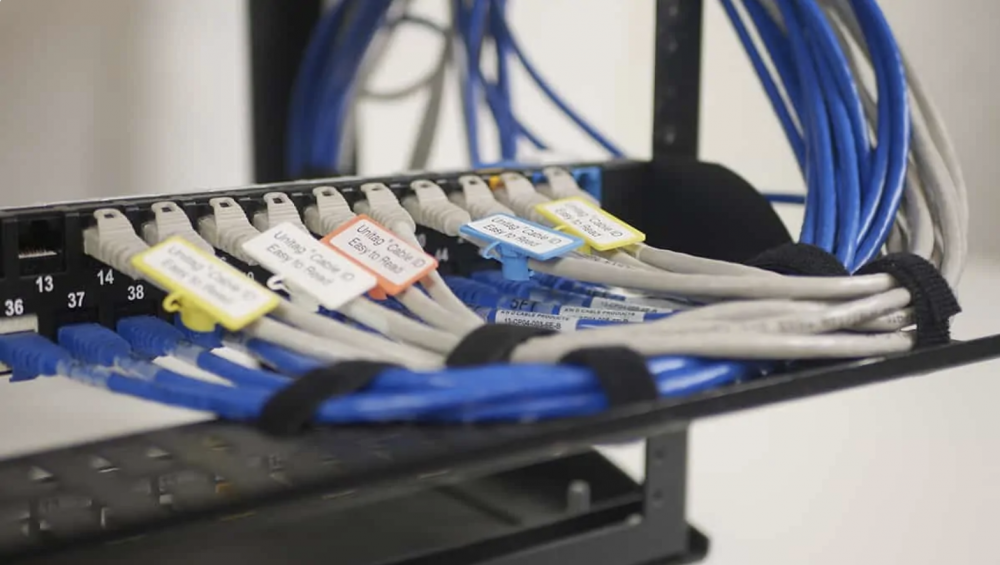 Artificial Intelligence in Data Centers - The New Reality